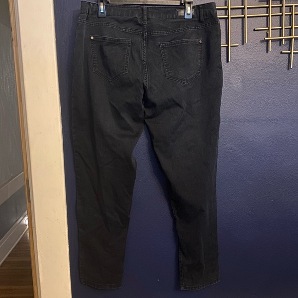 Women’s celebrity pink jeans size 17 - Picture 2 of 3